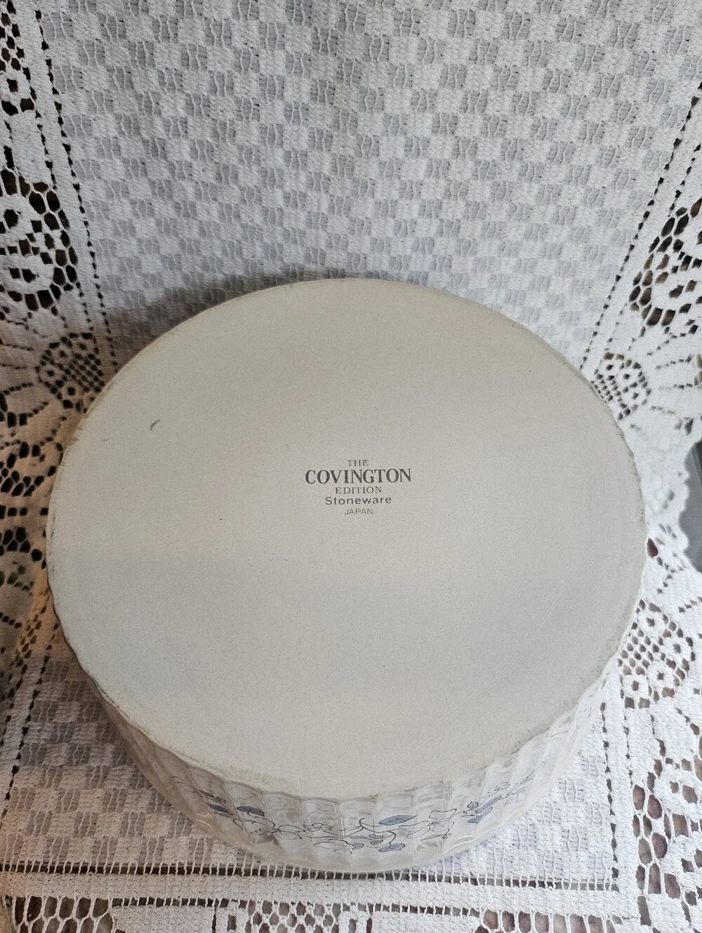 Covington Avondale Stoneware Dish